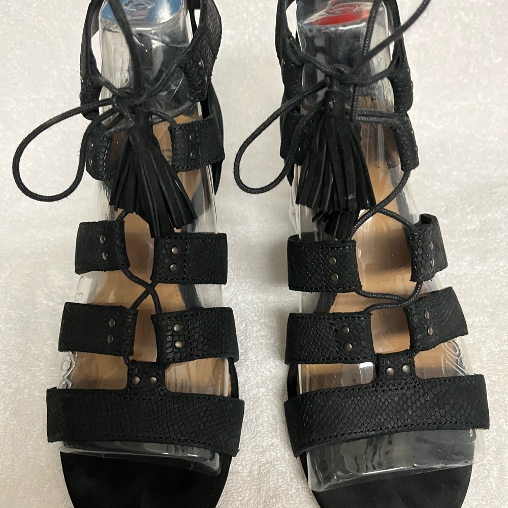 UGG Jasmine shoes